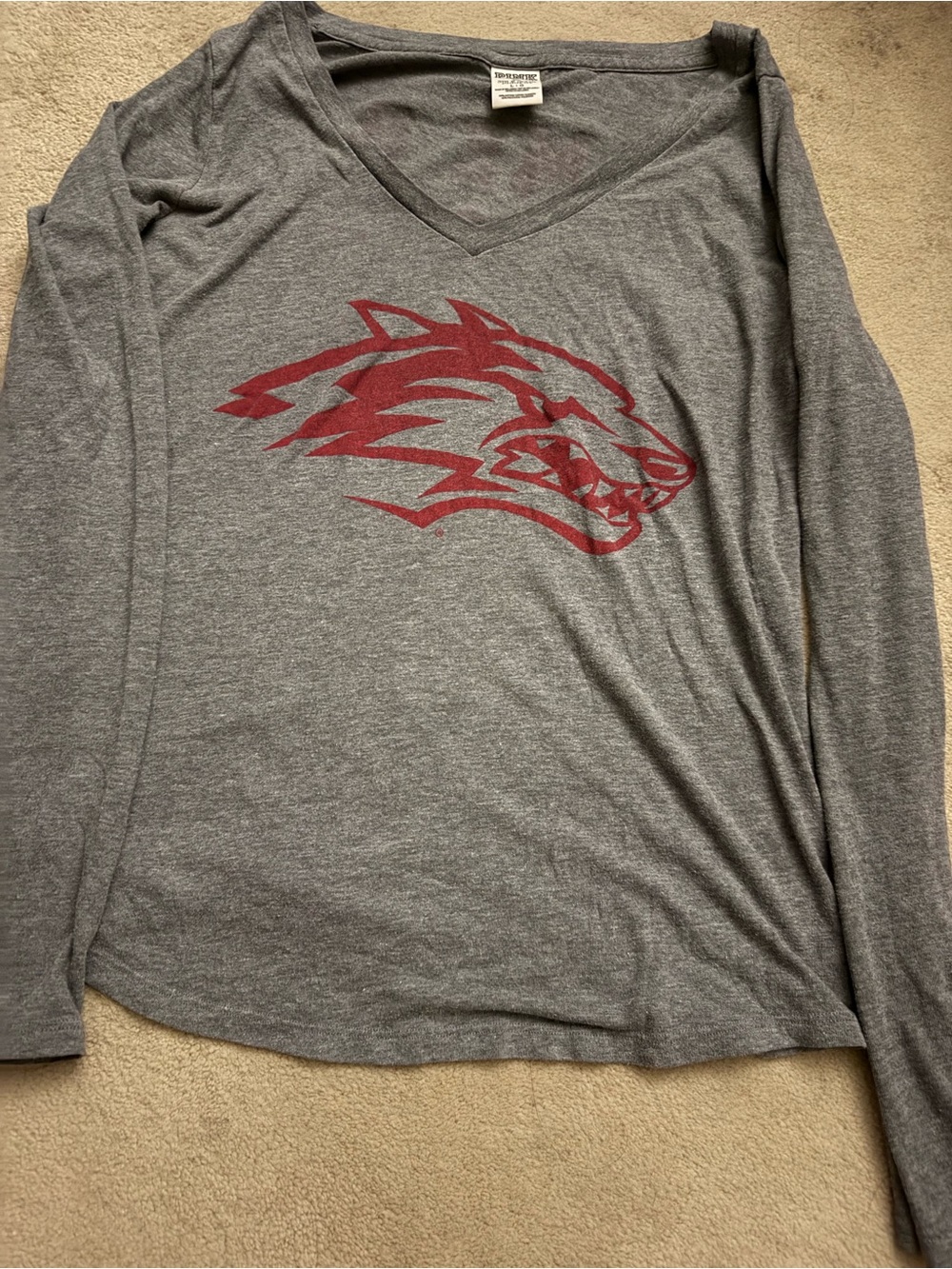 Pink Gray V-Neck Long-Sleeve Shirt with Red Graphic